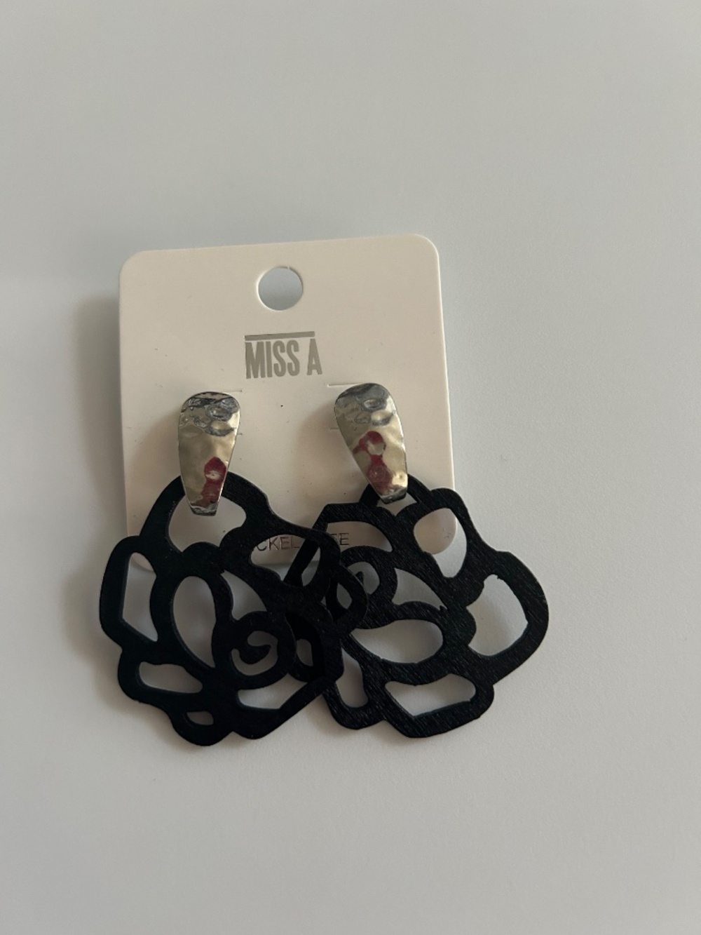 Miss A black open-work silhouette dangle Earrings